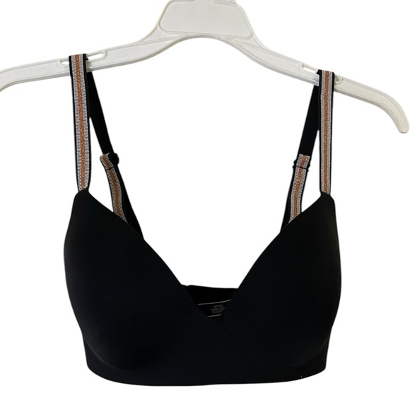 Victoria’s Secret T-shirt Lightly Lined Wireless Black Women's Bra 32DD - Picture 1 of 8